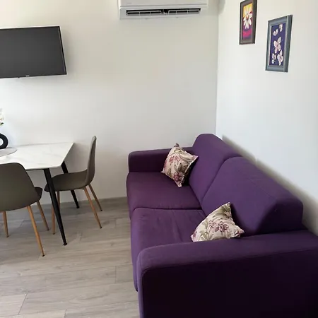 Appartement Lucijan *